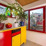 Crni Apartment